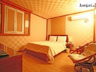 Hotel Golden Castle